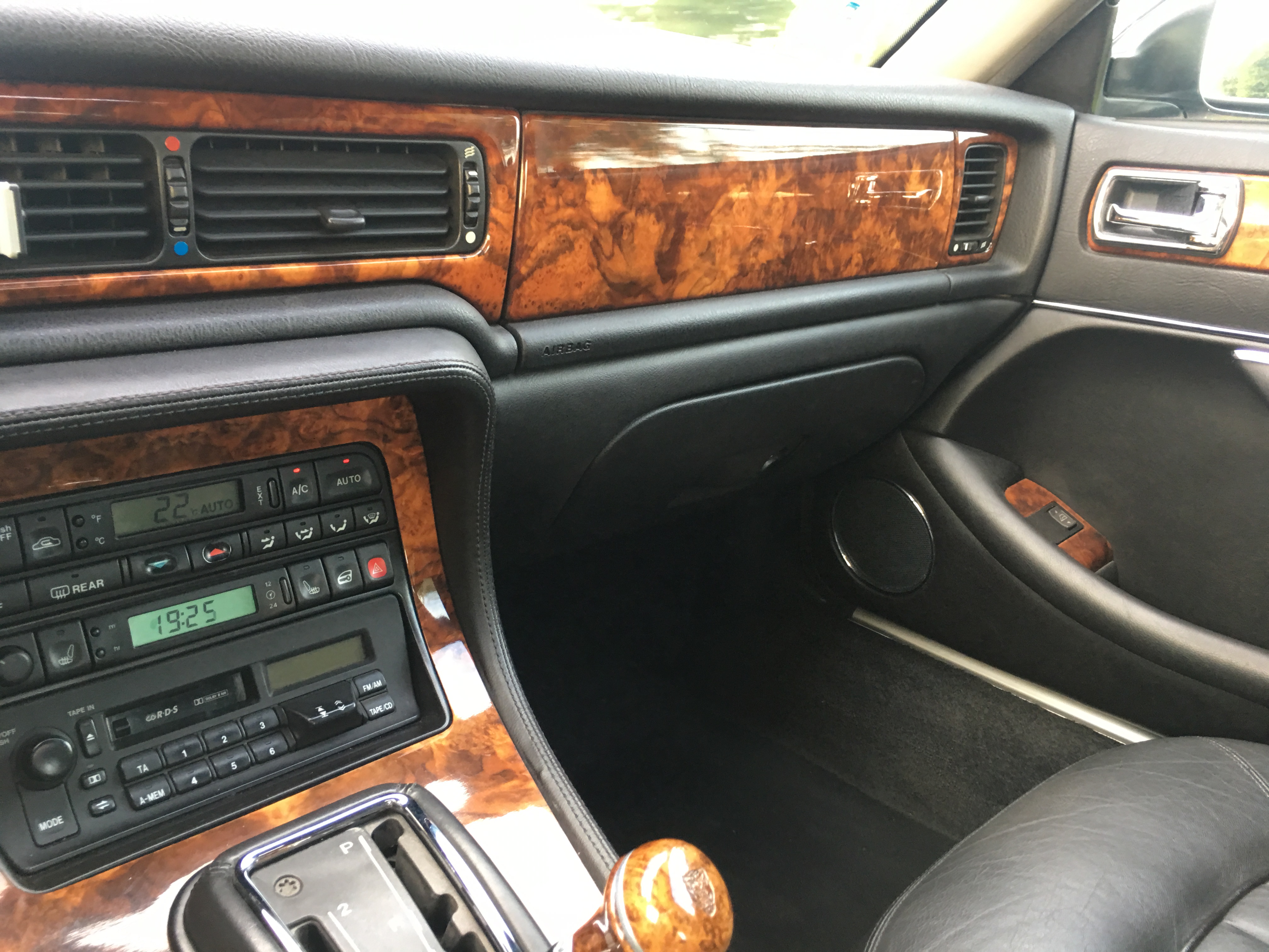 Der Jaguar XJ ist ein Klassiker von aber welchen nehmen, X300