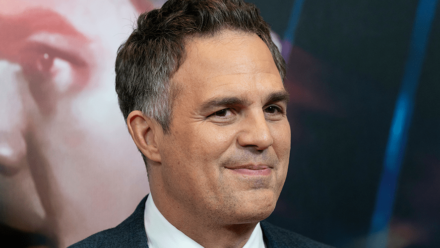 Avengers Star Mark Ruffalo To Play Ryan Reynolds’ Dad In New Netflix