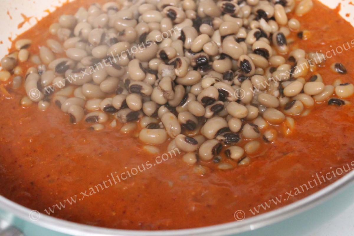 Alsande Tonak (Black Eyed Peas Goan Curry)