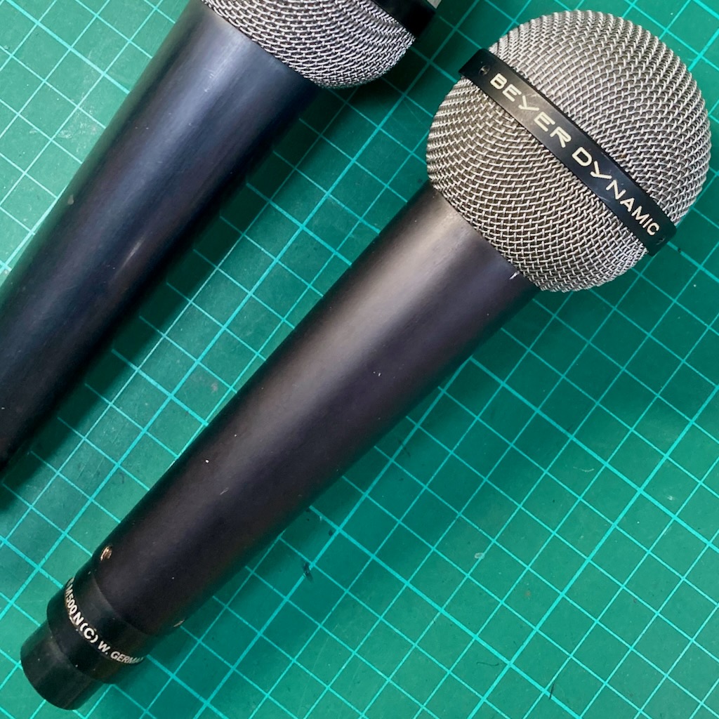 Beyer M500. A.K.A. Why does my microphone sound like a kazoo? Xaudia