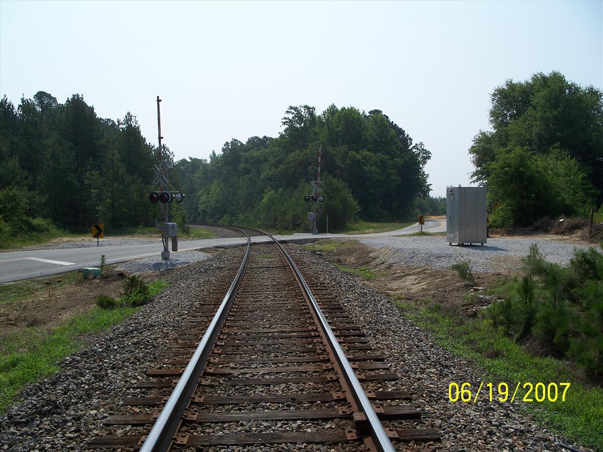 xfer.services.ncdot.gov /railcrossingphotos/WAKE/735331U/Construction/
