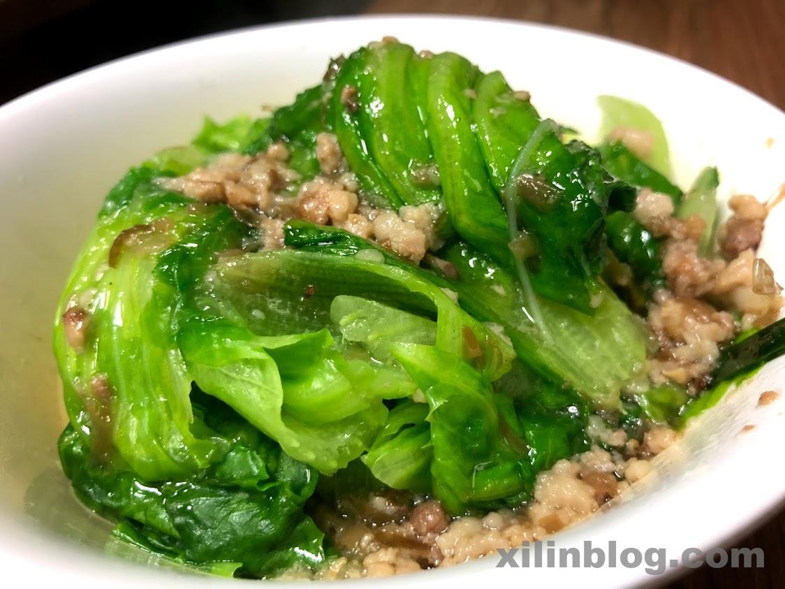 安定の美味しさ。燙青菜(湯通しした青菜野菜)：25台湾ドル