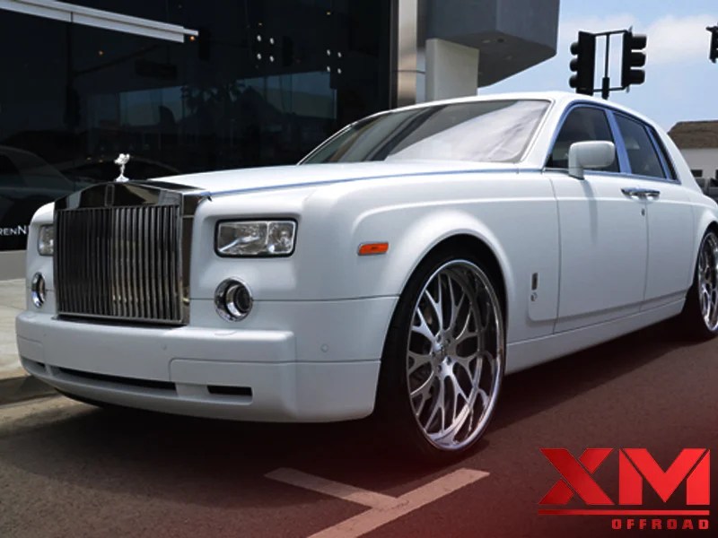 White Car, White Rims Is It Look Stylish and Trendy?