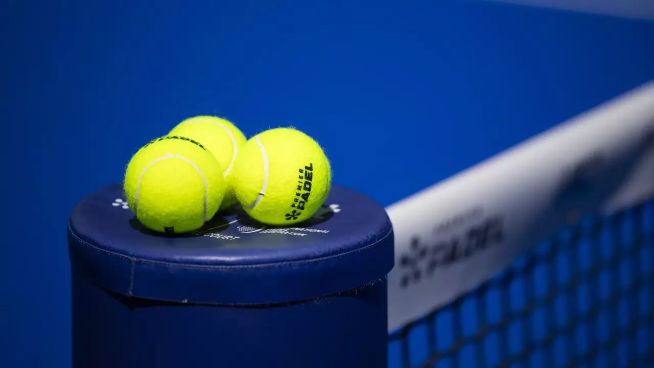 Similarities and Differences Between Padel and Tennis Tennis