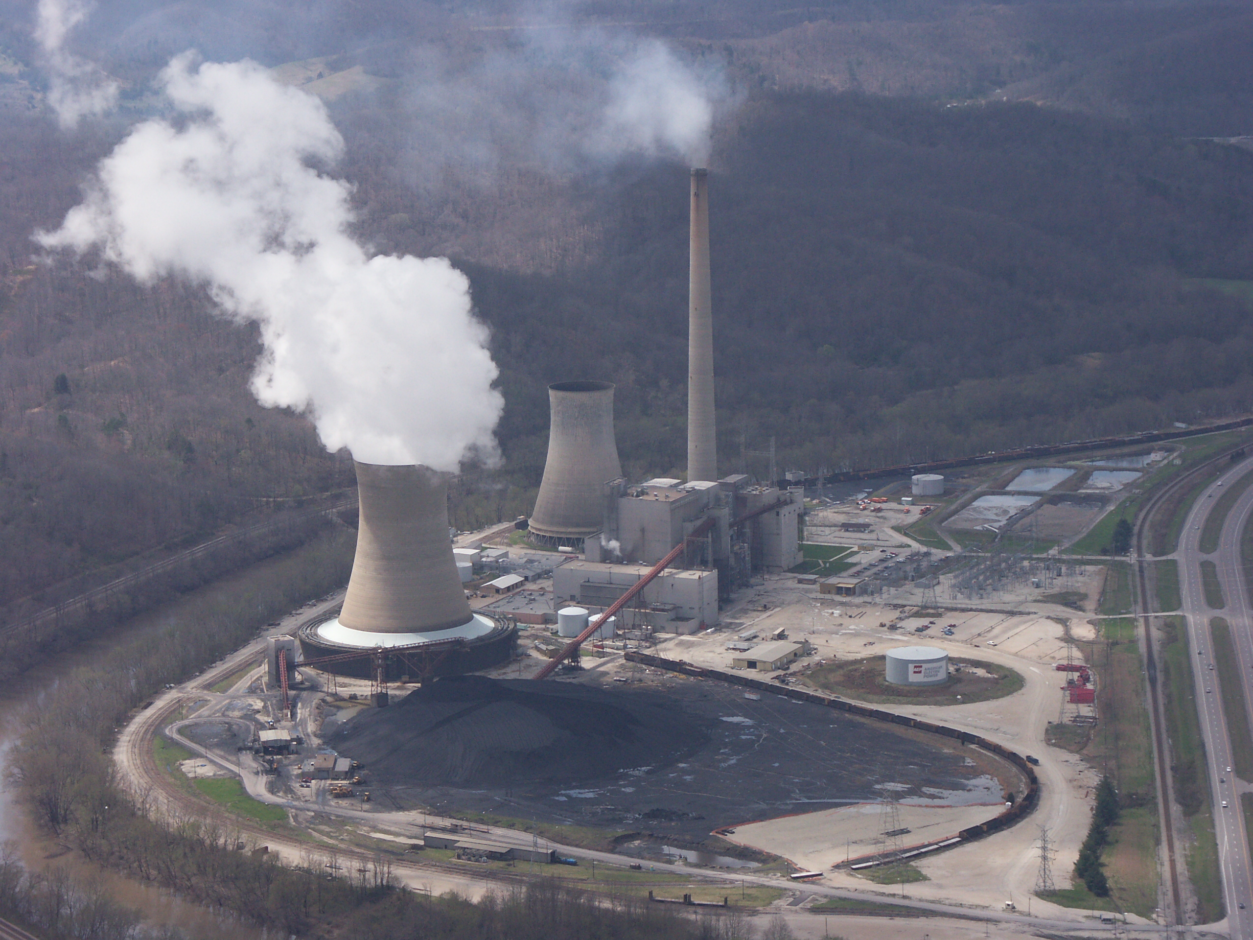 Big Sandy Power Plant r/Industrialporn