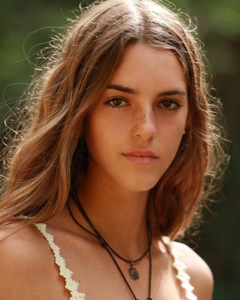Emily Feld Nude Porn Pics | xPicsly