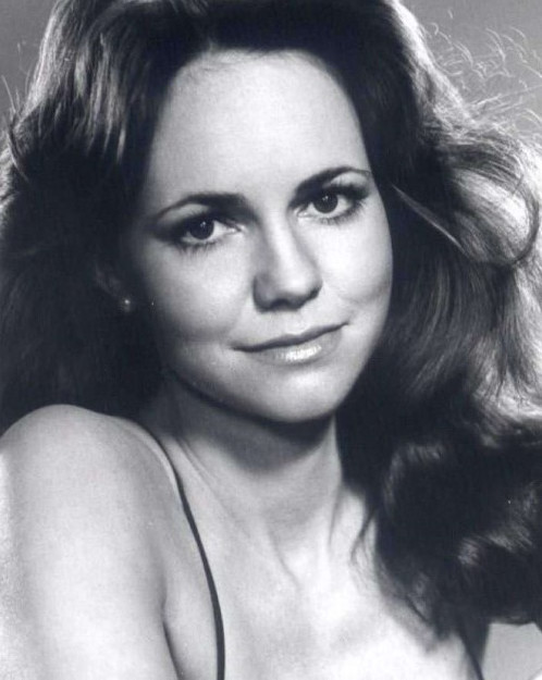 Sally Field Nude Leaks Porn Pics | xPicsly