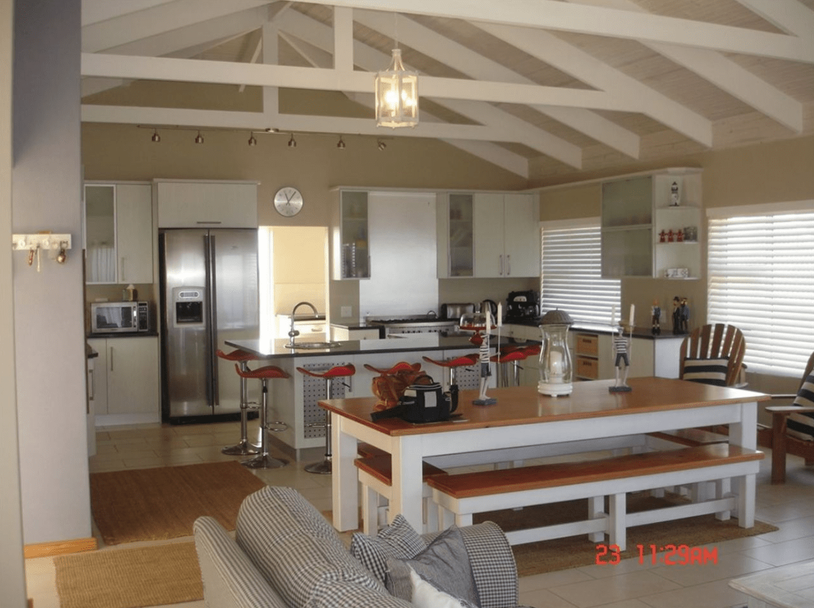 R4,200,000 5 Bedroom House For Sale in Pearly Beach Seeff Pearly