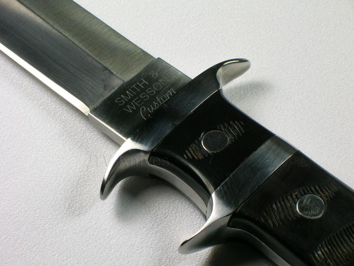 Smith & Wesson — Buffalo Subhilt Pig Knife XStrafer's Place