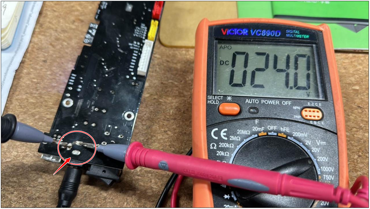 The Machine Won’t Power On - xTool Support Center