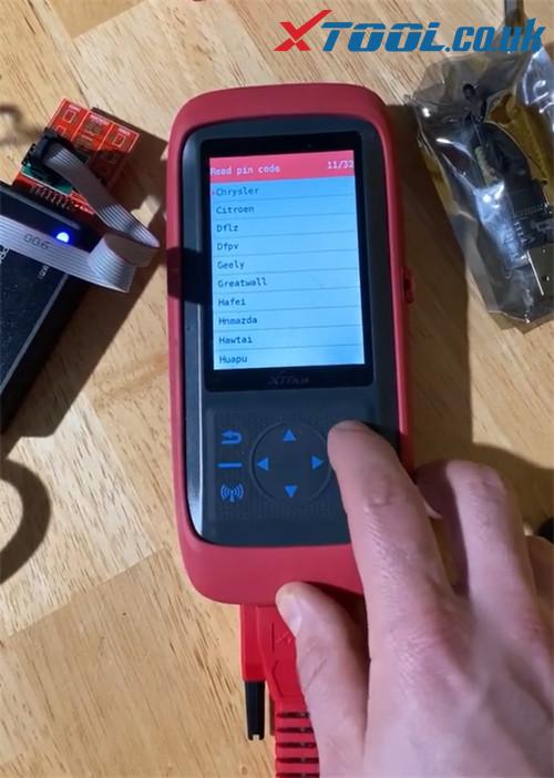 How to Use EEPROM Adapter to Work with XTOOL X100 Pro2?