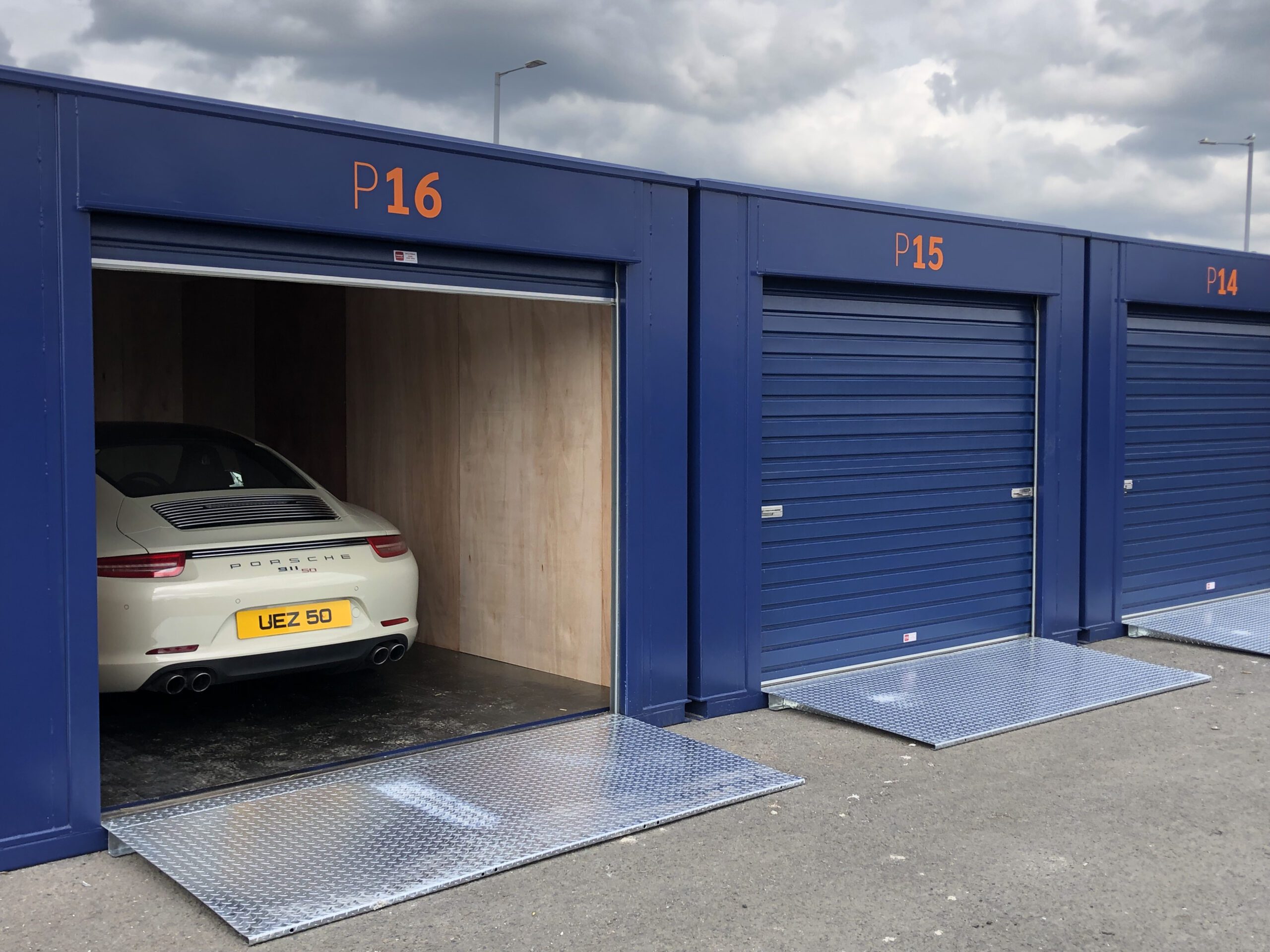 Rent a Garage: Finding the Perfect Solution | Xtra Space NI