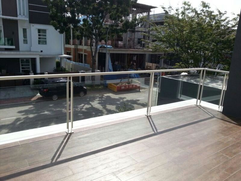 Balcony glass railing Installation and Maintenance Autogate