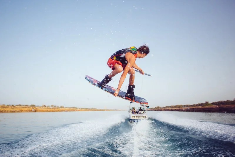 Wakeboarding and Wakesurfing Camp in Dubai Xtreme Wake