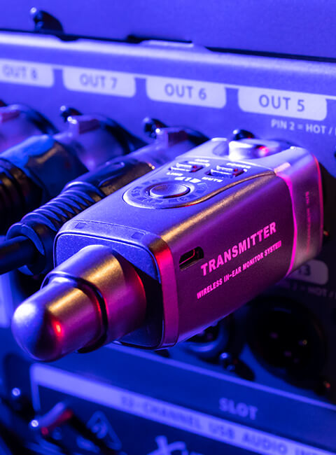 U4 In-Ear Monitor Wireless System - Xvive Audio