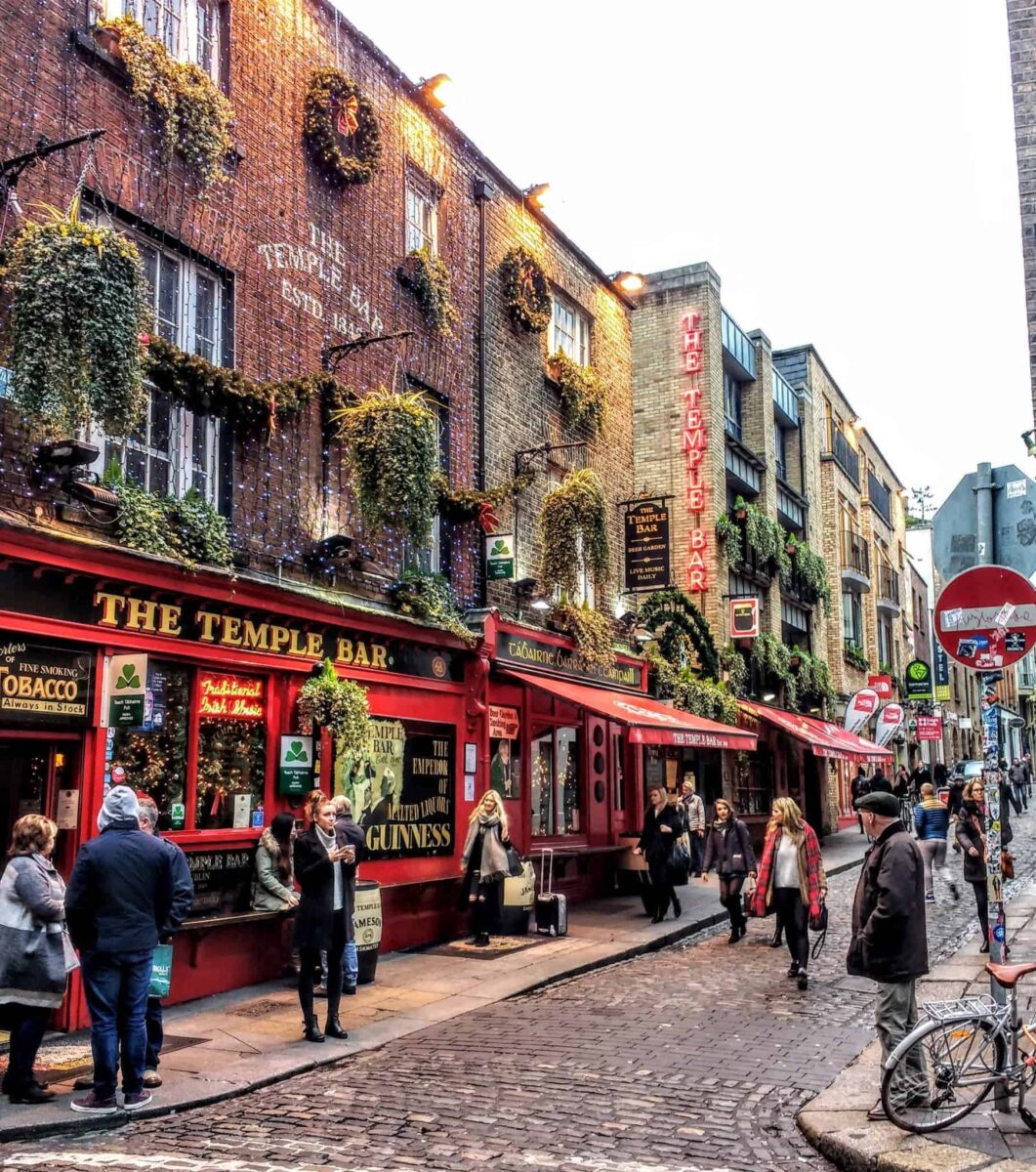 15 Must Do's when visiting Dublin from Pubs to Ghost WalksIreland