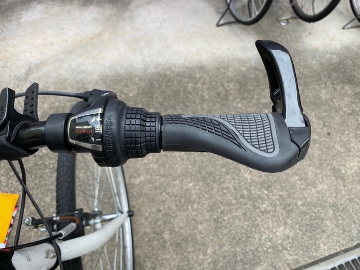 自転車用エルゴグリップで手首への負担を軽減する toybucket blog