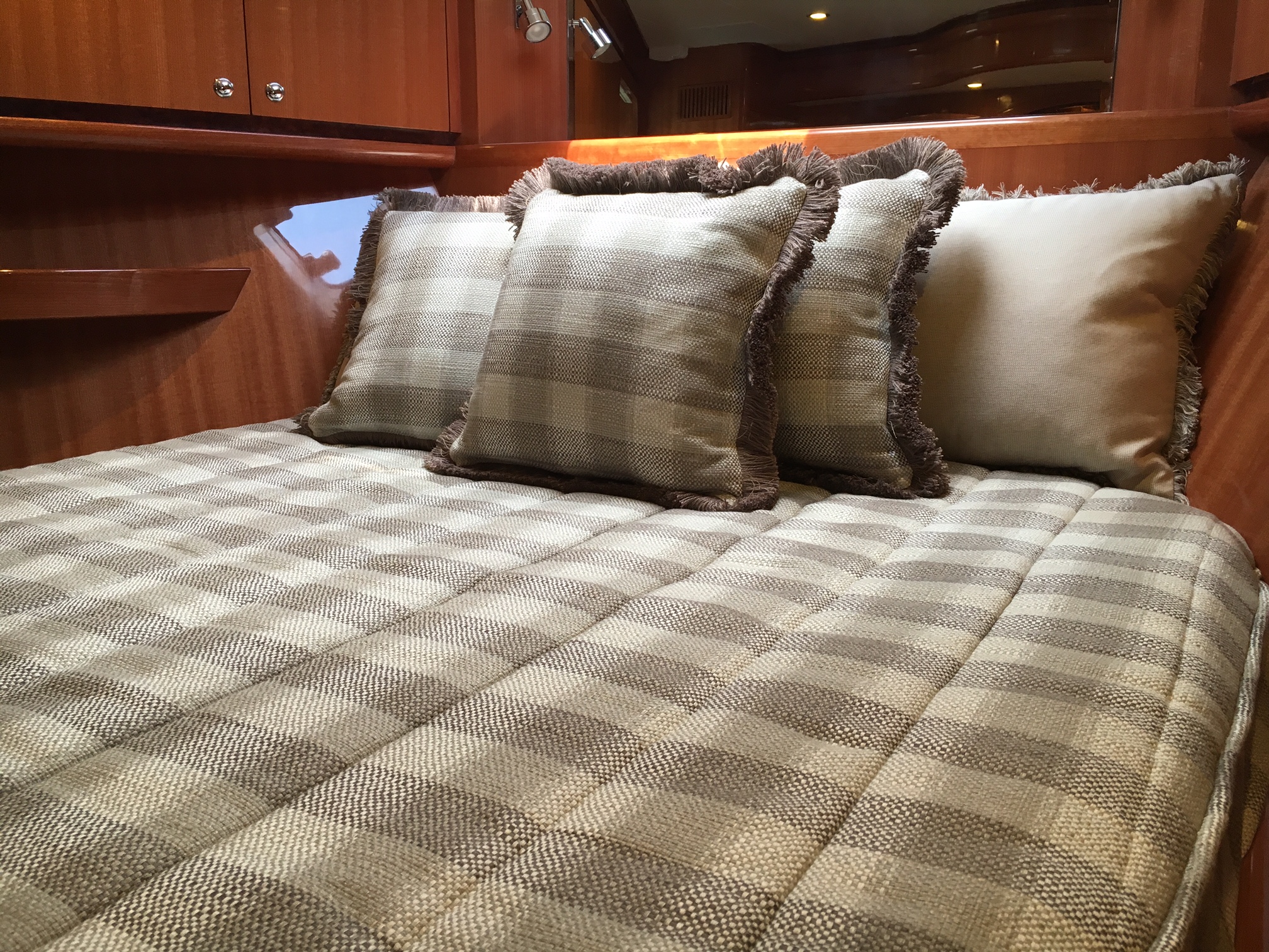 Portfolio Yacht Decor