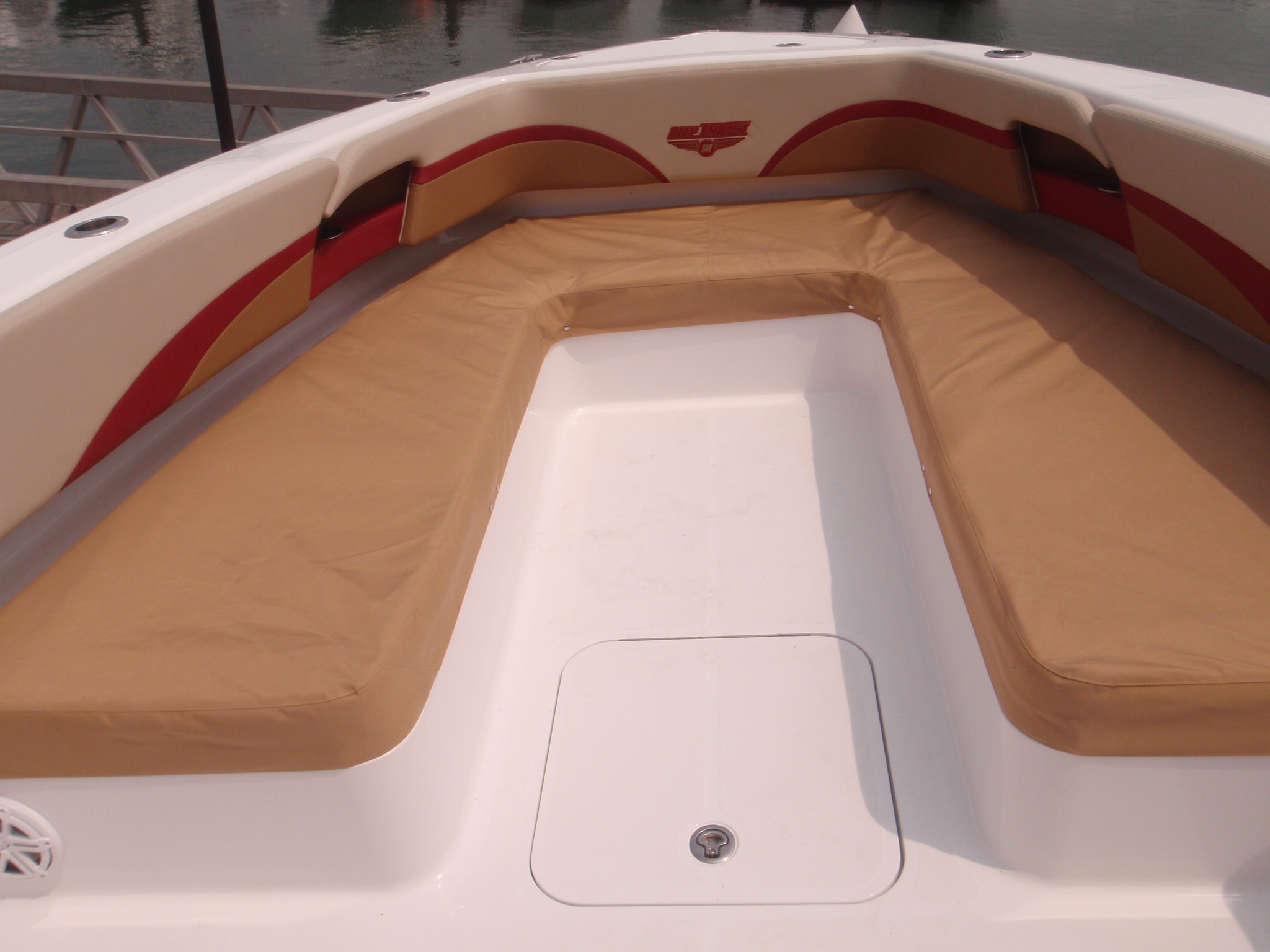 CUSTOM BOAT COVERS Yachtez