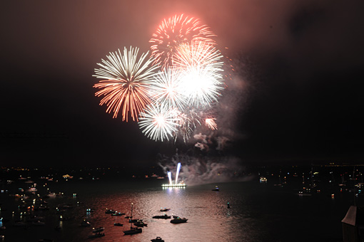 New Years Eve 2023 Events Toms River:patch.com New Year's Yacht Sailing Break In The Solent