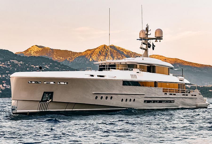 A new owner found for Rossinavi 50m yacht Endeavour 2 Yacht Harbour