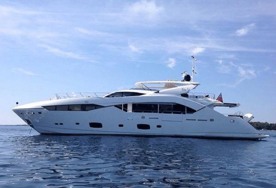 Motor yacht King Charles II Sunseeker Yacht Harbour