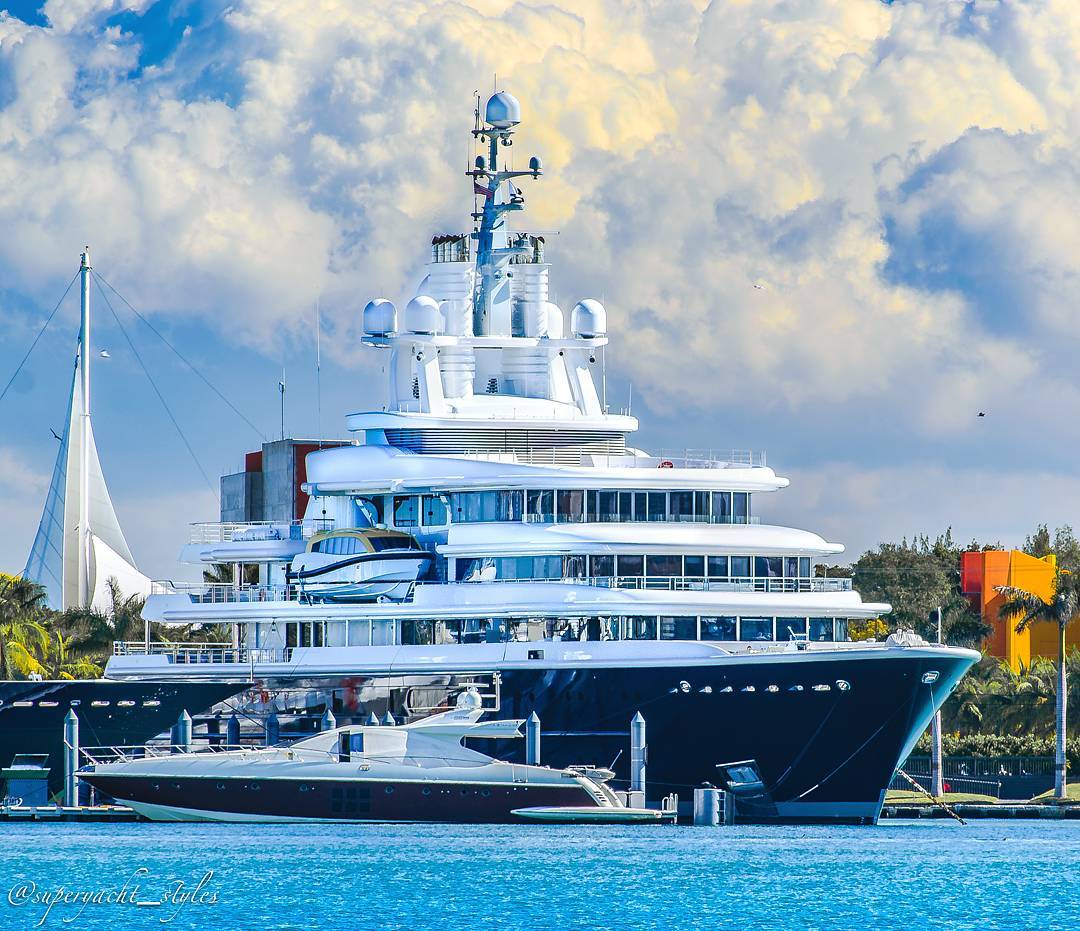 115m explorer yacht Luna spotted in Miami Yacht Harbour