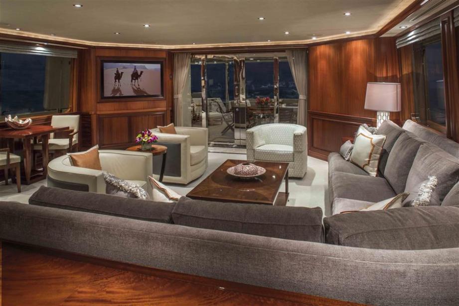 Motor yacht Antares Westport Yacht Harbour