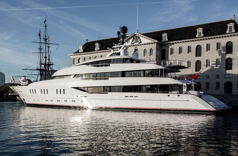 Motor yacht Hampshire Feadship Yacht Harbour