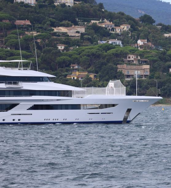 Motor yacht Joy Feadship Yacht Harbour