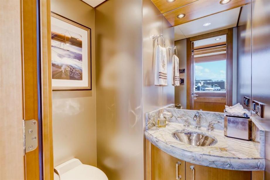 Motor yacht Endeavour Westport Yacht Harbour