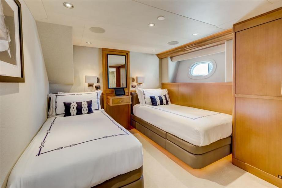 Motor yacht Endeavour Westport Yacht Harbour