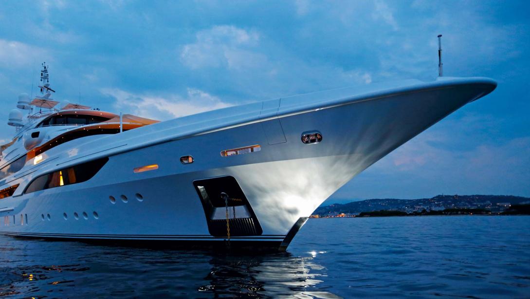 Motor yacht Formosa Yacht Harbour