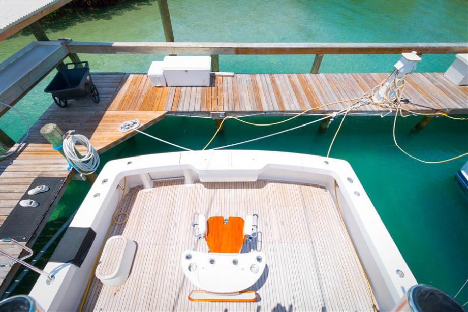 Motor yacht Ce Ce Viking Yacht Harbour