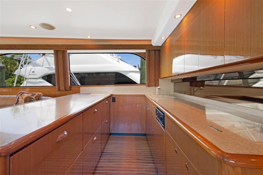 Motor yacht Ce Ce Viking Yacht Harbour