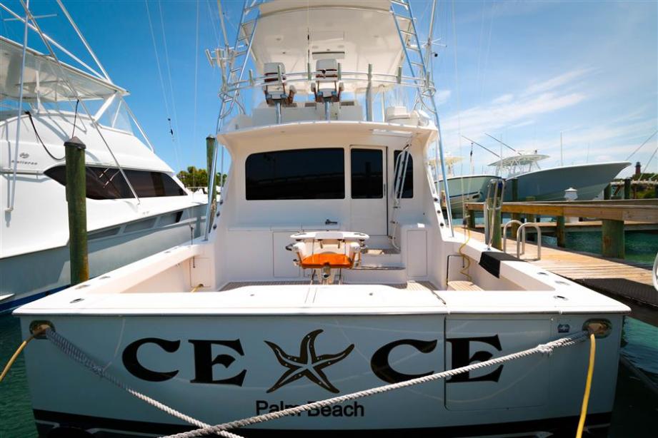 Motor yacht Ce Ce Viking Yacht Harbour