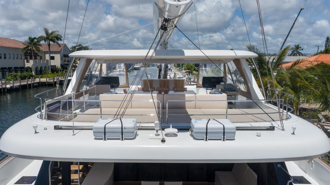 Sailing yacht Bundalong Sunreef Yacht Harbour