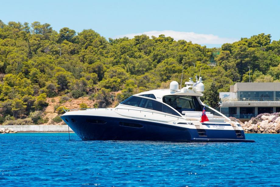 Motor yacht Slip Away Baia Yacht Harbour
