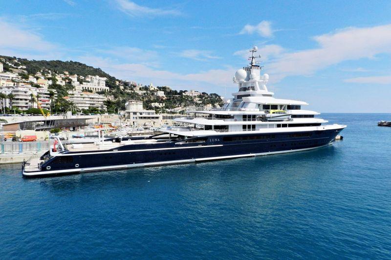 Motor yacht Luna Lloyd Werft Yacht Harbour