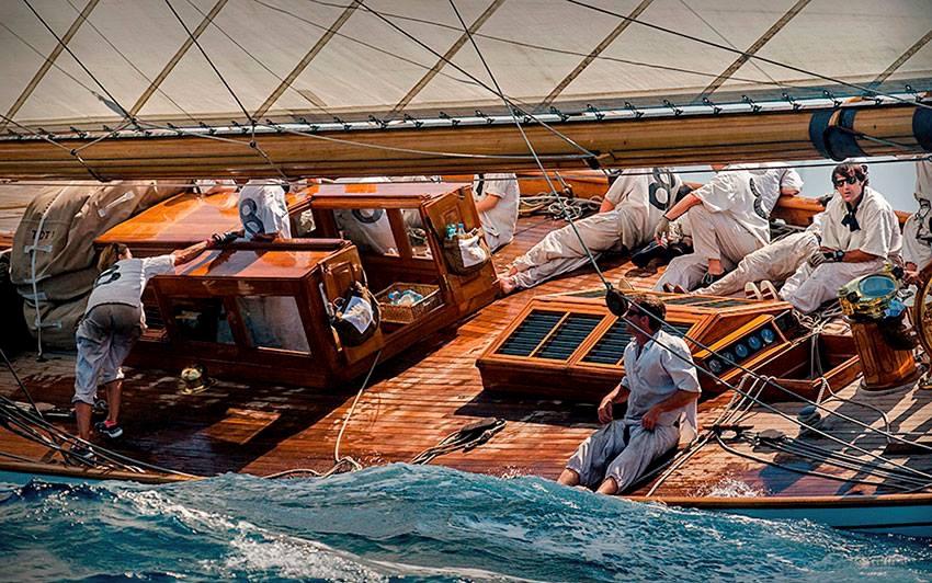 Sailing yacht Moonbeam IV William Fife & Sons Yacht Harbour