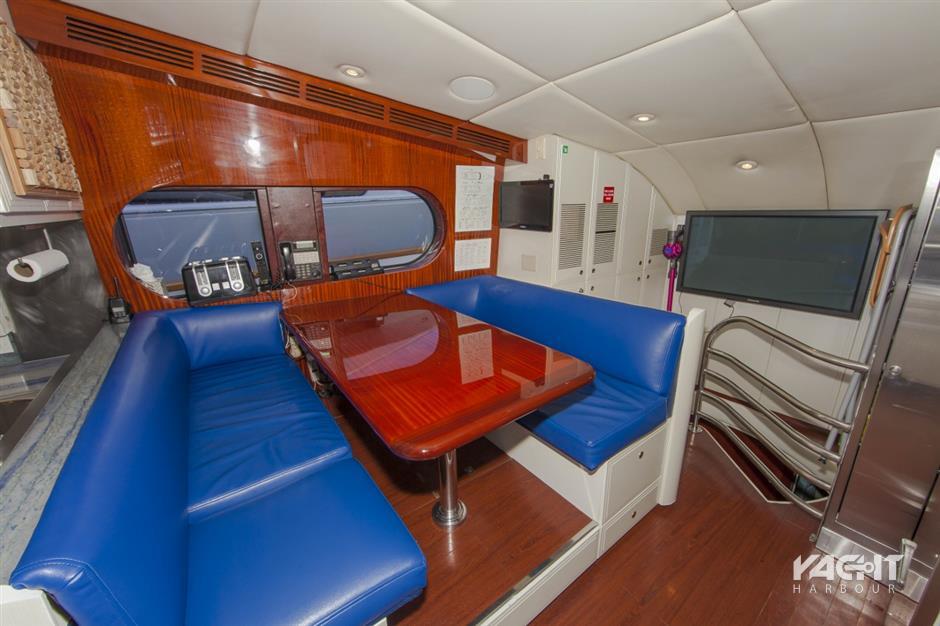 Motor yacht Touch Louisbourg Yacht Harbour