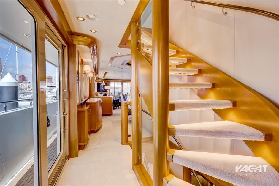 Motor yacht Endeavour Westport Yacht Harbour