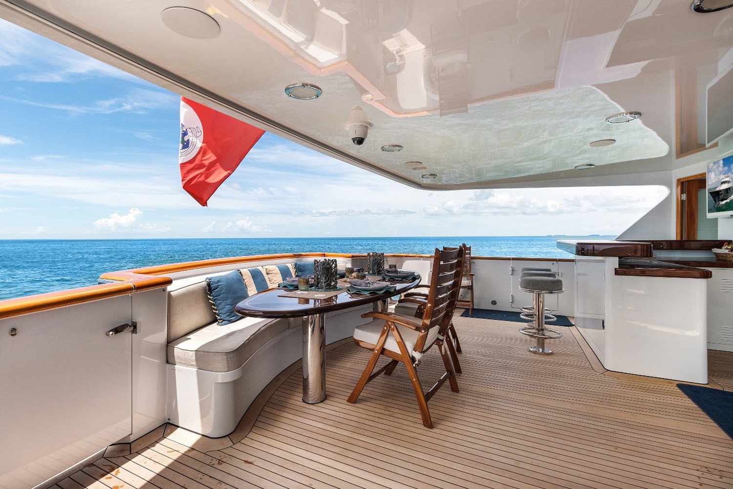CHILD'S PLAY yacht for charter from Yacht Hunter