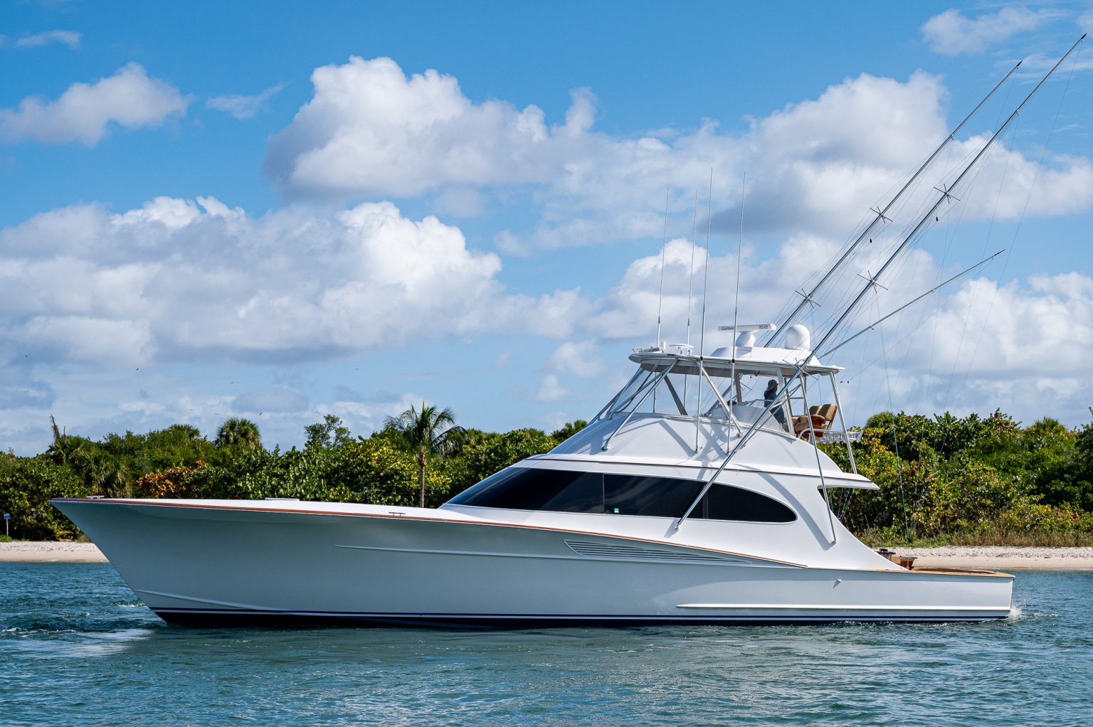 Custom Carolina Close Up Doc Fee's Yachts360