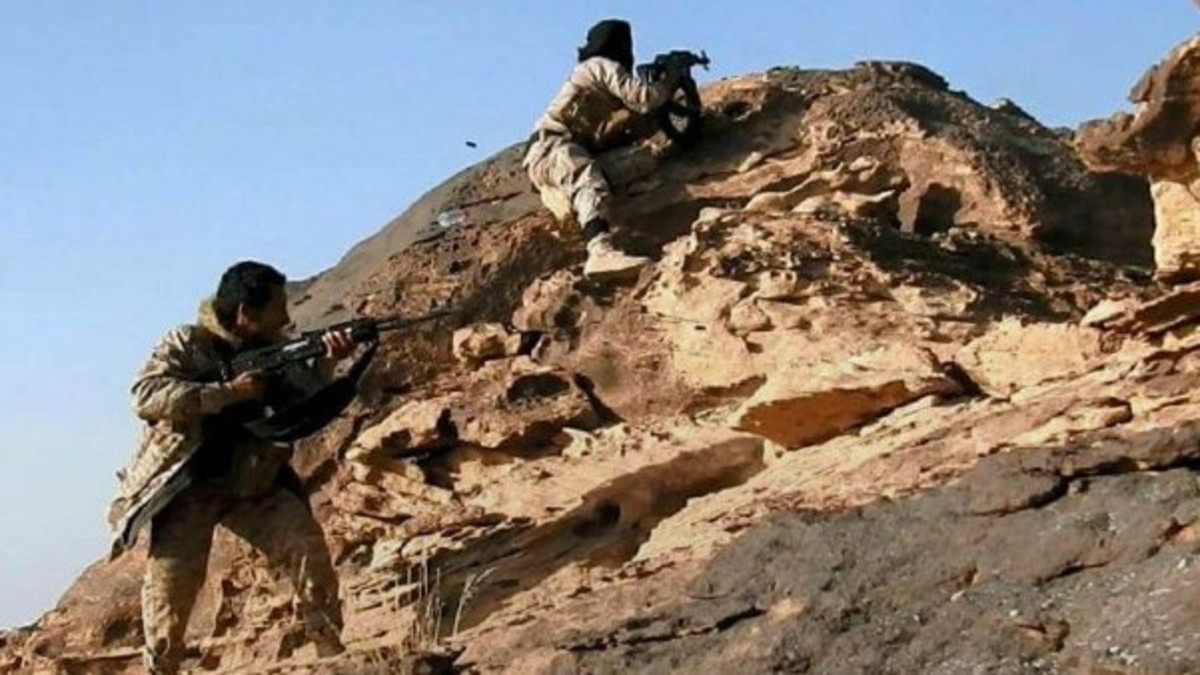 قوات الجيش تأسر مسؤول أمني بارز تابع لميليشيا الحوثي في تعز