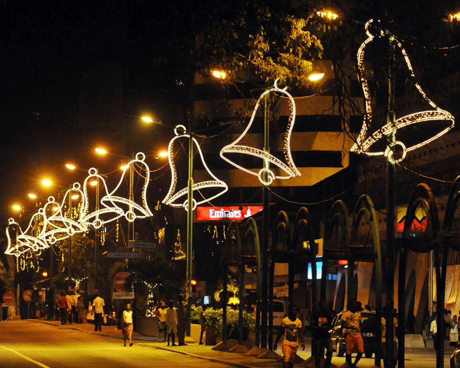 LED Bell Commercial Christmas Lights Wholesale YanDecor