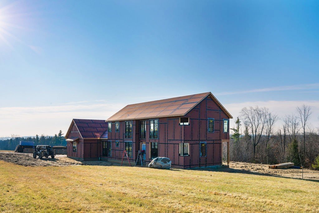 Hayfield Yankee Barn Homes