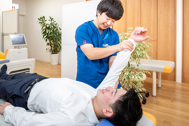 福岡市早良区の整形外科「やら整形外科」 » テレビでハイドロリリースの特集がありました！