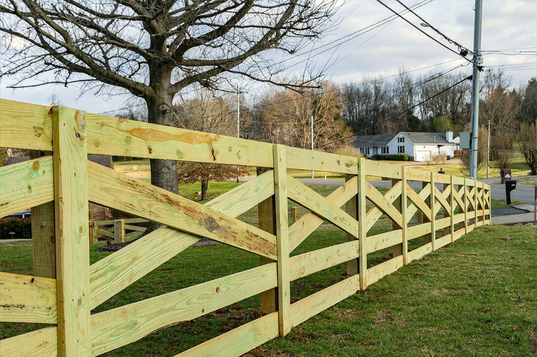 Wood Farm Fence Yard Dog Fencing
