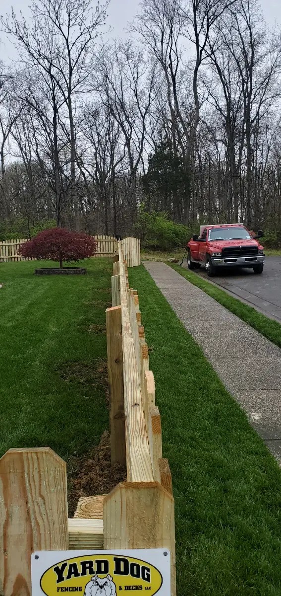 Split Picket Yard Dog Fencing